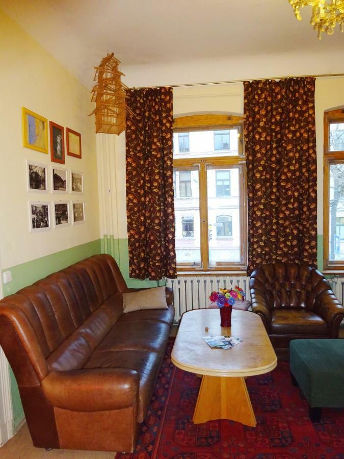 Hummel Hostel - Historische Stadtvilla mit Garten Weimar  Buitenkant foto