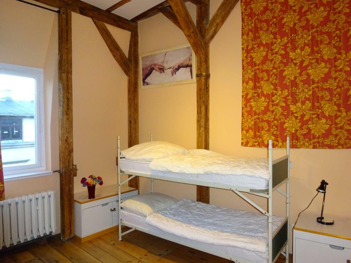 Hummel Hostel - Historische Stadtvilla mit Garten Weimar  Buitenkant foto