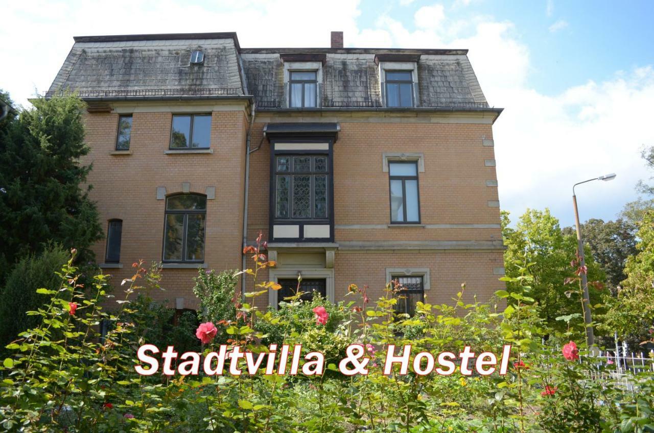 Hummel Hostel - Historische Stadtvilla mit Garten Weimar  Buitenkant foto